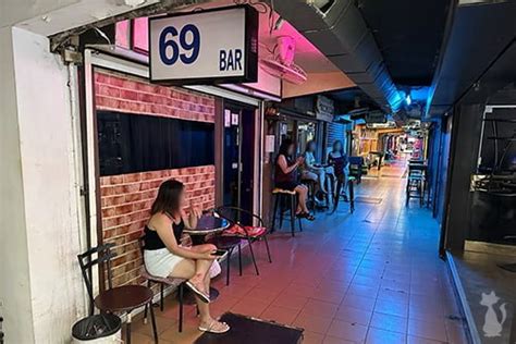 Blow Job and Hand Job Bars in Bangkok 